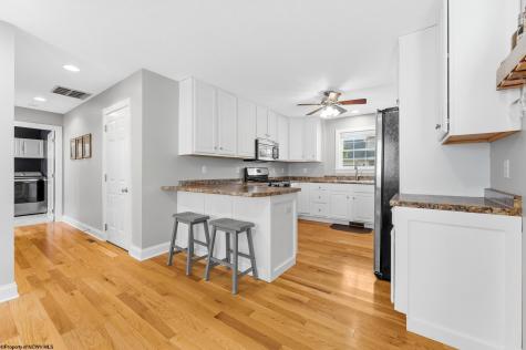 204 Maren Lane Morgantown WV 26508