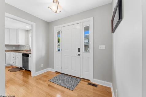 204 Maren Lane Morgantown WV 26508