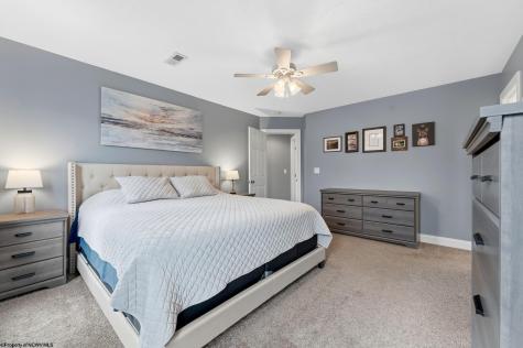 204 Maren Lane Morgantown WV 26508