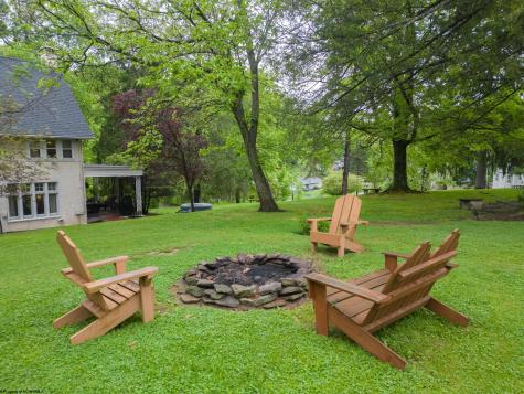 5 Woodside Drive Fairmont WV 26554
