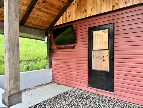 627 Valley Falls Road Fairmont WV 26554