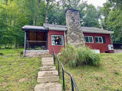 627 Valley Falls Road Fairmont WV 26554