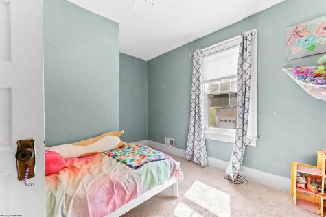 264 Waitman Street Morgantown WV 26501