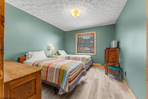 53 Ski In Court Davis WV 26260