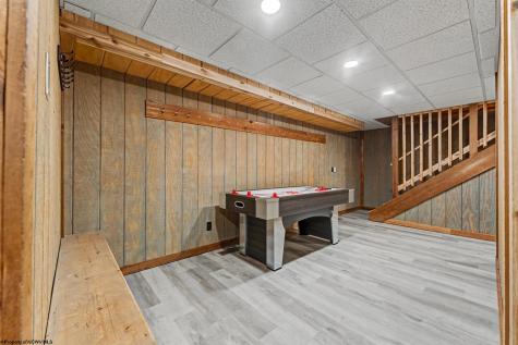 53 Ski In Court Davis WV 26260