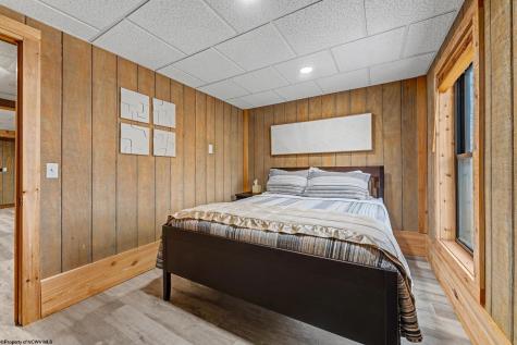 53 Ski In Court Davis WV 26260