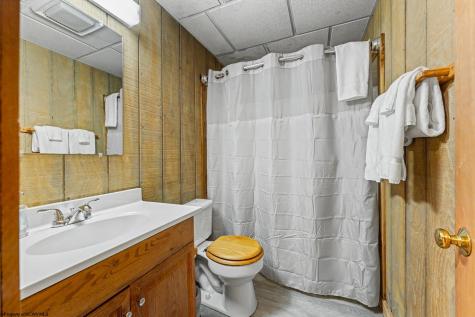 53 Ski In Court Davis WV 26260