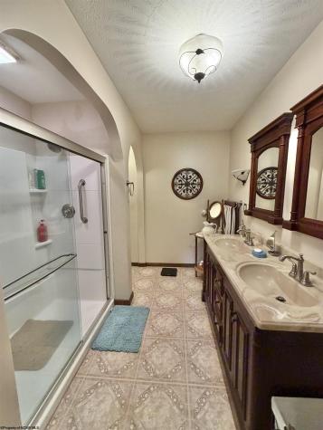 2654 Hood Avenue Shinnston WV 26431