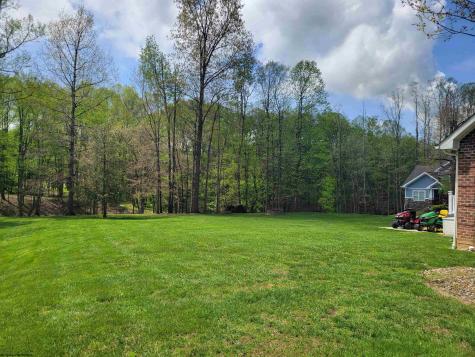 264 Riverdale Drive Shinnston WV 26431