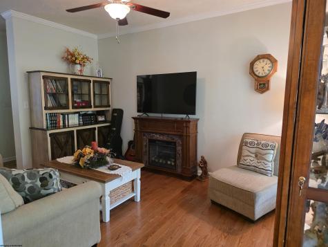 264 Riverdale Drive Shinnston WV 26431