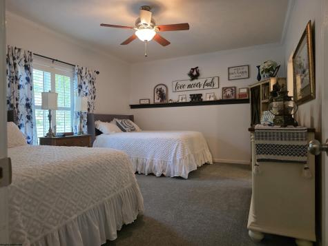 264 Riverdale Drive Shinnston WV 26431
