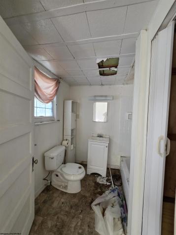 66 Carolina Avenue Salem WV 26426