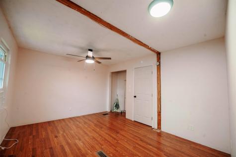 12 Goldenrod Lane Clarksburg WV 26301