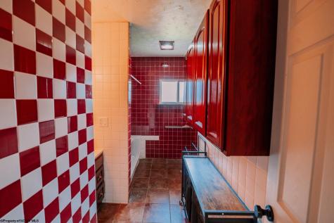 12 Goldenrod Lane Clarksburg WV 26301