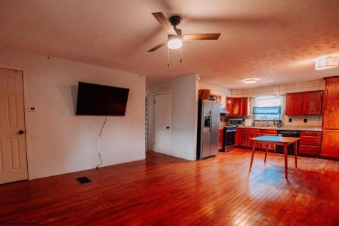 12 Goldenrod Lane Clarksburg WV 26301