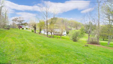 29 Long Run Road Fairmont WV 26554