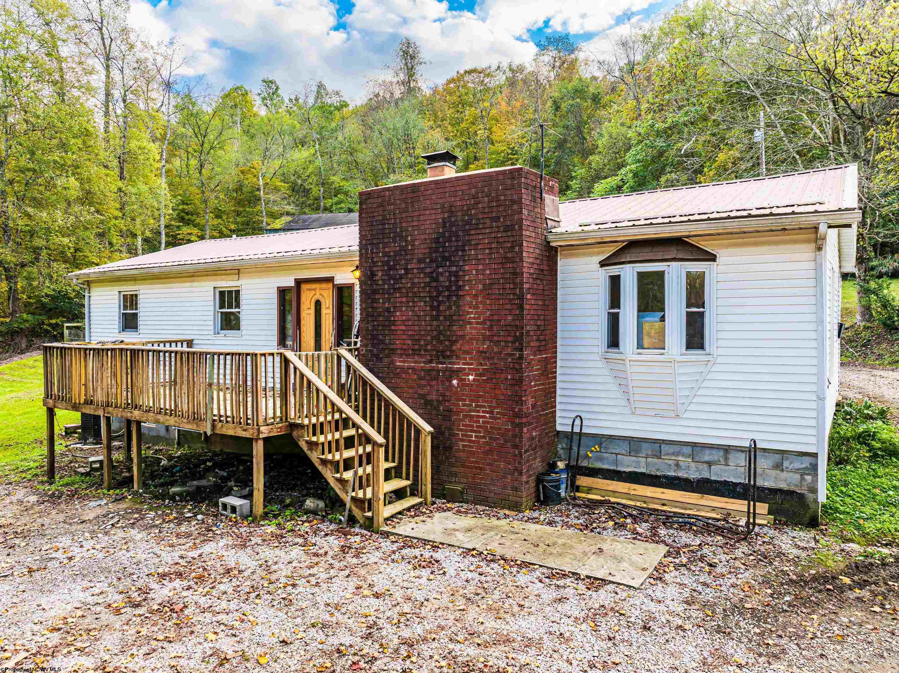 405 Catawba Road Fairmont WV 26554