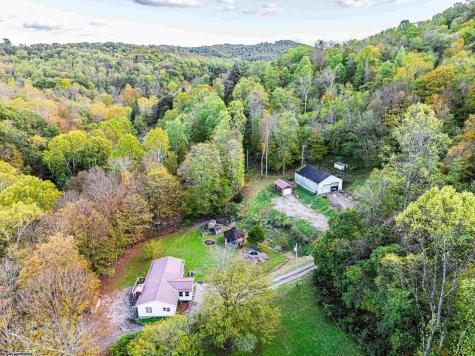 405 Catawba Road Fairmont WV 26554