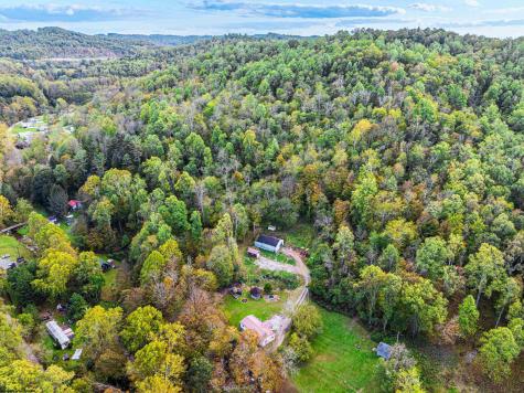 405 Catawba Road Fairmont WV 26554