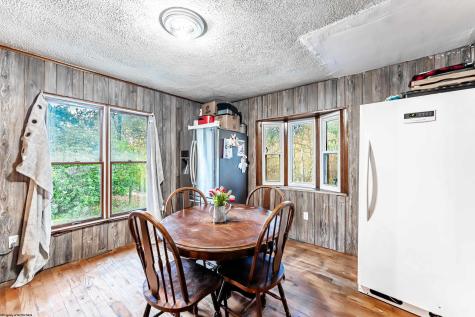 405 Catawba Road Fairmont WV 26554