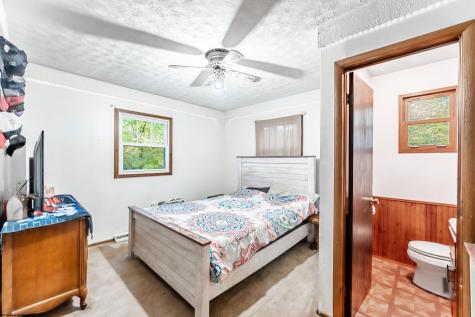 405 Catawba Road Fairmont WV 26554