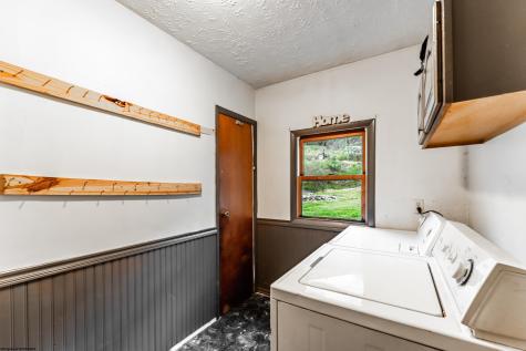 405 Catawba Road Fairmont WV 26554