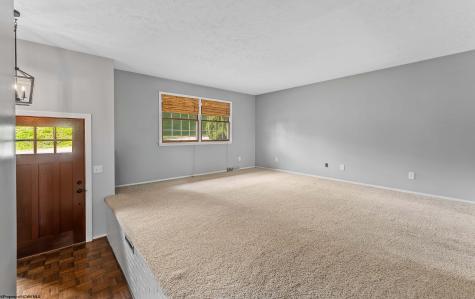 813 Cottonwood Street Morgantown WV 26505