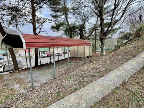30 Camden Avenue Sutton WV 26601