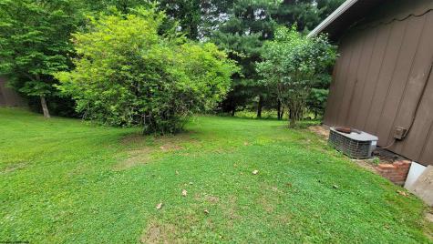 1715 Big Tree Drive Fairmont WV 26554