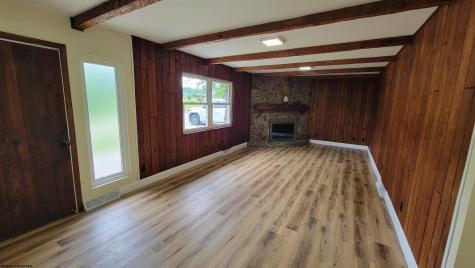 1715 Big Tree Drive Fairmont WV 26554