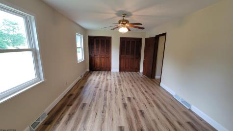 1715 Big Tree Drive Fairmont WV 26554