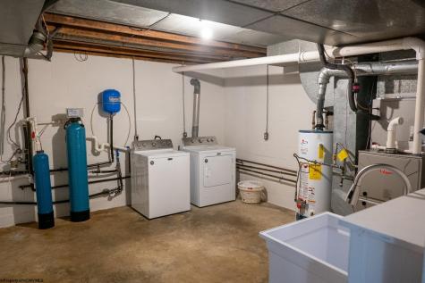 105 Helmsdale Road French Creek WV 26218