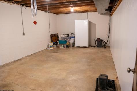 105 Helmsdale Road French Creek WV 26218