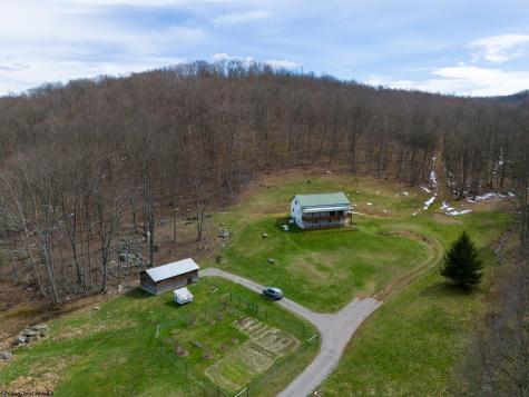 105 Helmsdale Road French Creek WV 26218