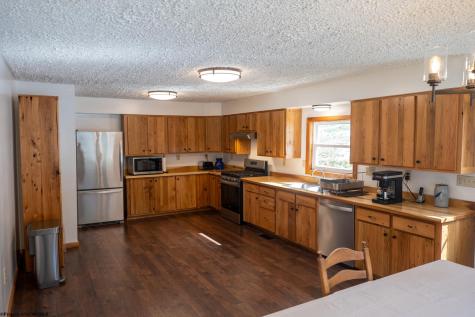 105 Helmsdale Road French Creek WV 26218
