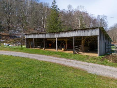 105 Helmsdale Road French Creek WV 26218