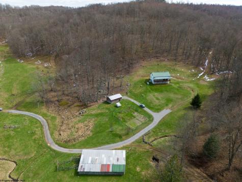 105 Helmsdale Road French Creek WV 26218