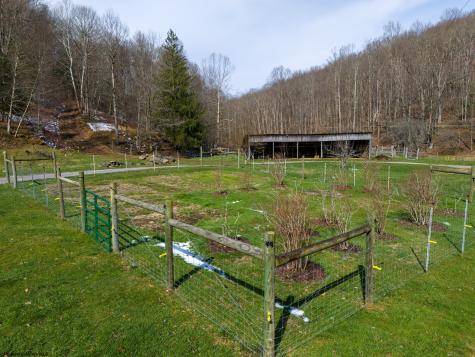 105 Helmsdale Road French Creek WV 26218