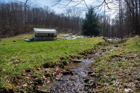 105 Helmsdale Road French Creek WV 26218