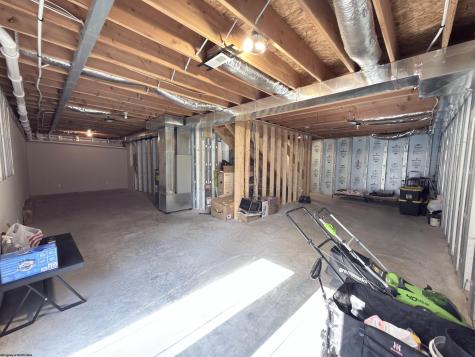 2364 School House Road Fairmont WV 26554