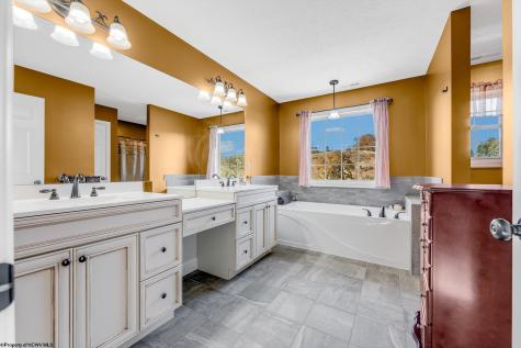 323 Salonika Drive Morgantown WV 26508-0000