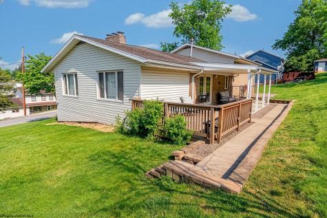 1320 Winona Avenue Morgantown WV 26505