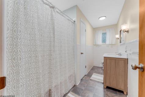 1320 Winona Avenue Morgantown WV 26505