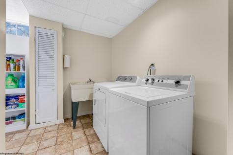 1320 Winona Avenue Morgantown WV 26505