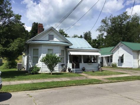 19 Pinnell Street Buckhannon WV 26201