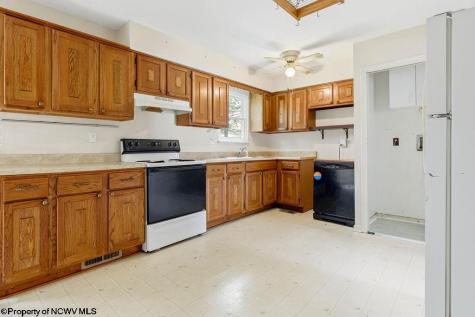 51 England Road Morgantown WV 26508