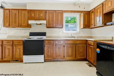 51 England Road Morgantown WV 26508