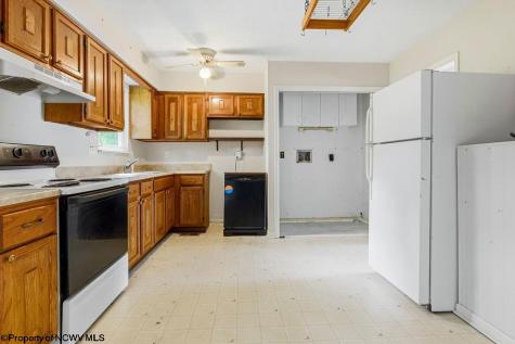 51 England Road Morgantown WV 26508