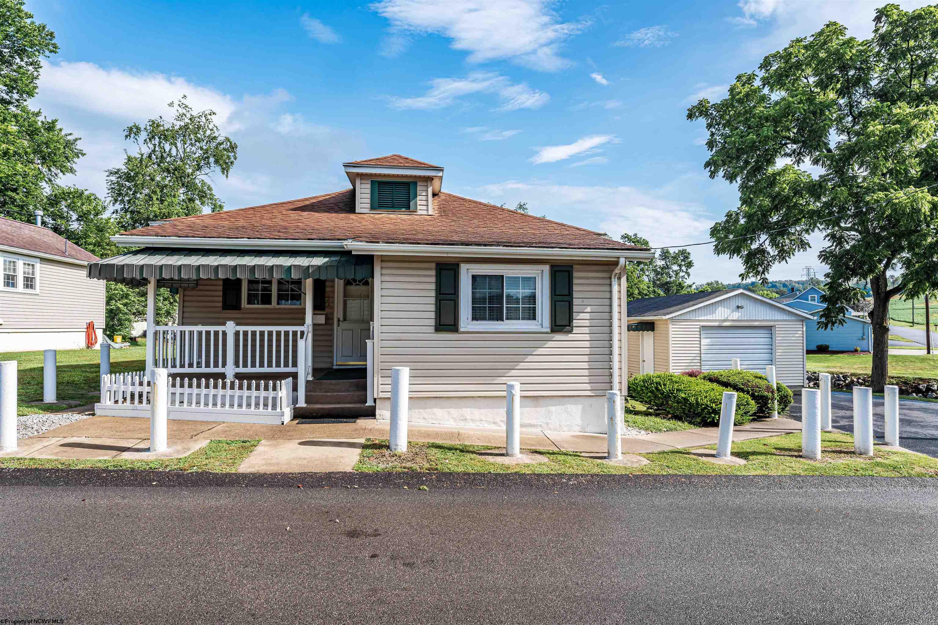 623 E Church Avenue Masontown PA 15461