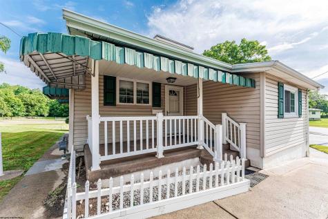 623 E Church Avenue Masontown PA 15461